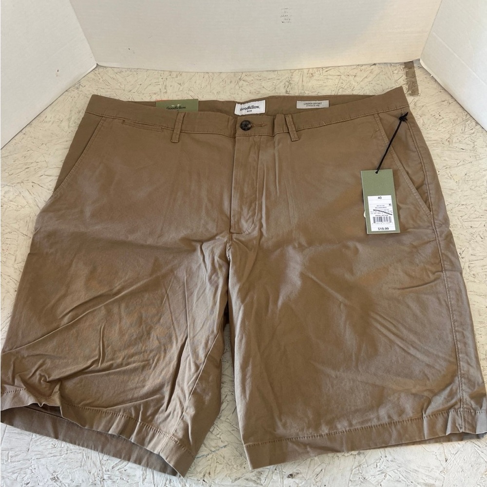 Goodfellow flat-front shorts khaki
